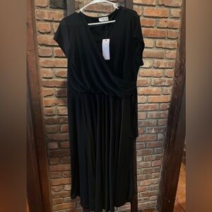 Vintage Chic NWT size 22 black faux wrap knee length short sleeve dress
